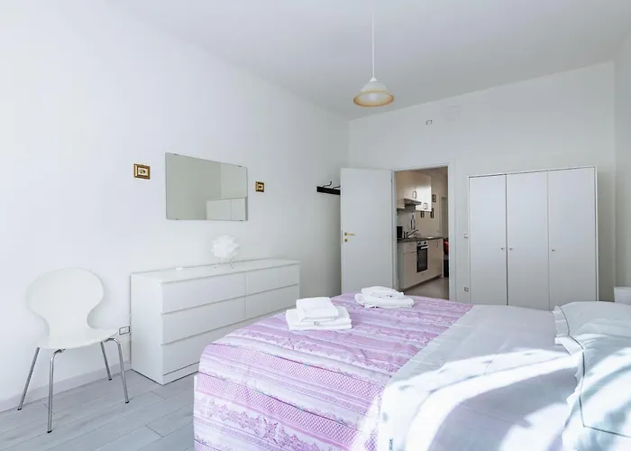 Guesthost - Quiet And Modern アパート フィレンツェ